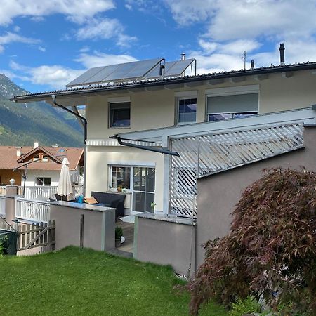 Ferien Haus - Ferienwohnung Lorena Нойштифт-им-Штубайталь Экстерьер фото