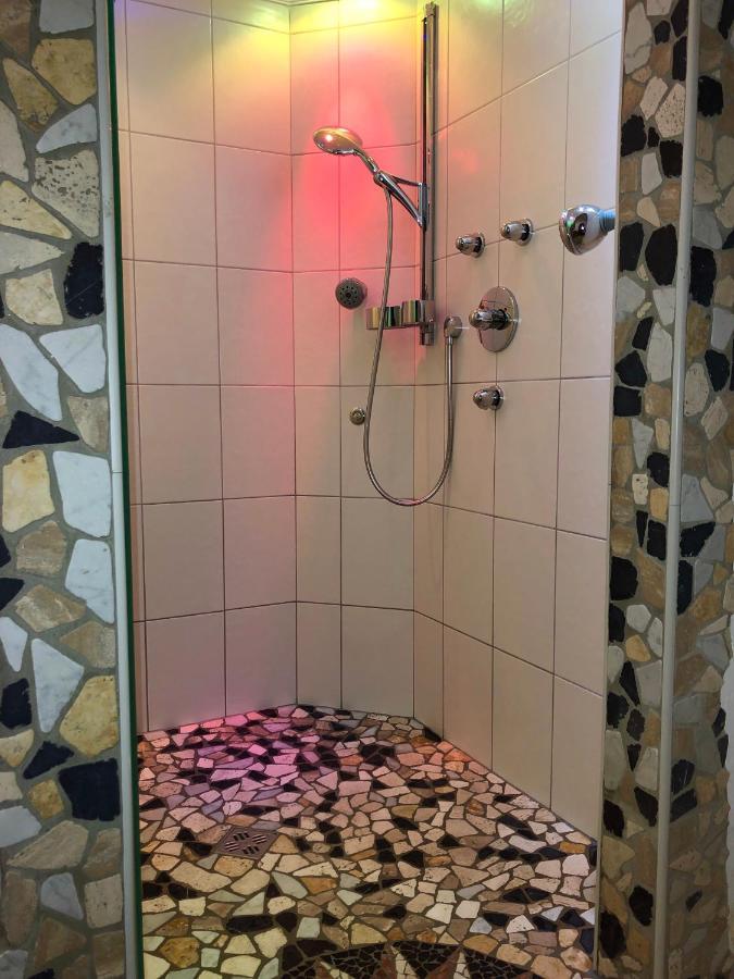 Ferien Haus - Ferienwohnung Lorena Нойштифт-им-Штубайталь Экстерьер фото