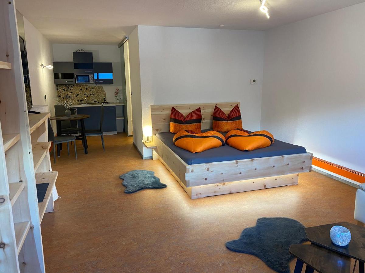 Ferien Haus - Ferienwohnung Lorena Нойштифт-им-Штубайталь Экстерьер фото