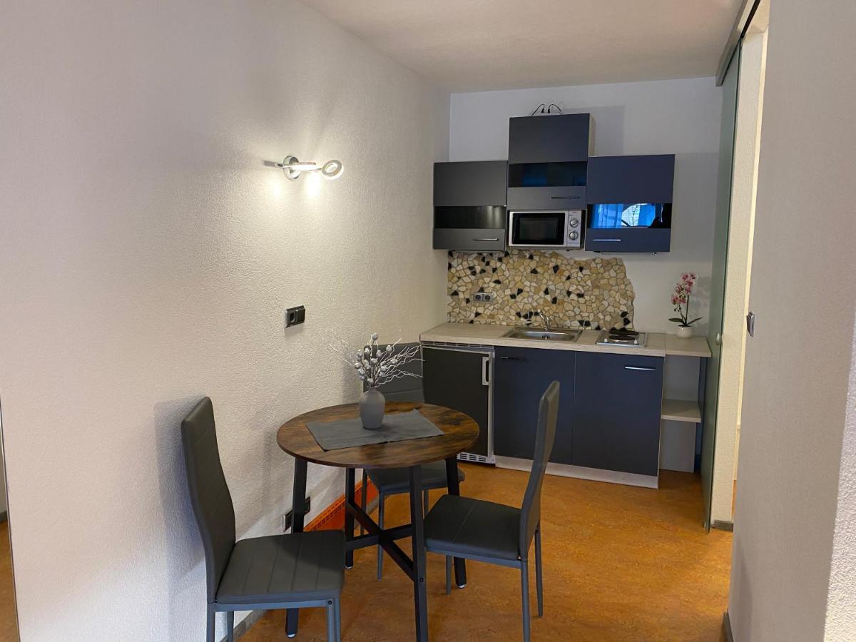 Ferien Haus - Ferienwohnung Lorena Нойштифт-им-Штубайталь Экстерьер фото