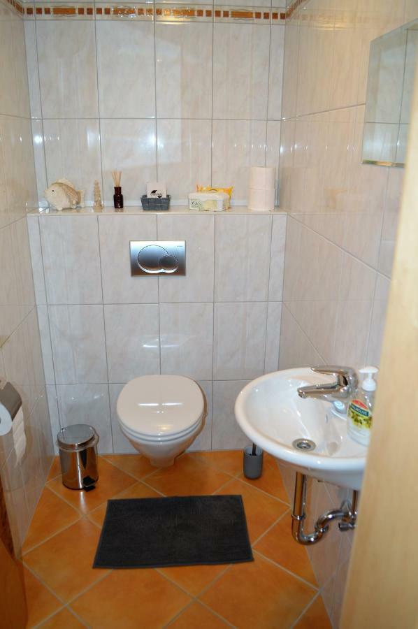 Ferien Haus - Ferienwohnung Lorena Нойштифт-им-Штубайталь Экстерьер фото