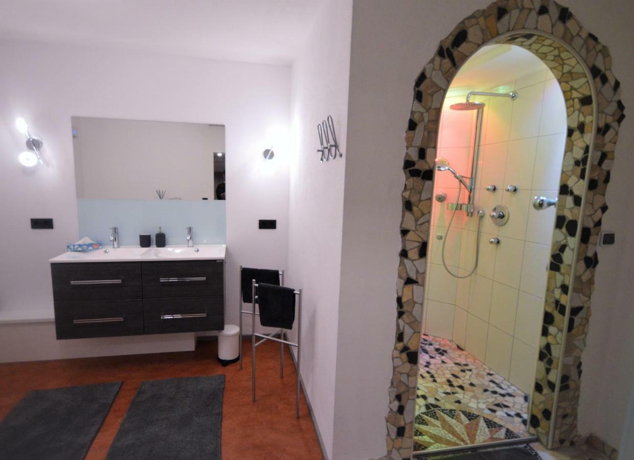 Ferien Haus - Ferienwohnung Lorena Нойштифт-им-Штубайталь Экстерьер фото